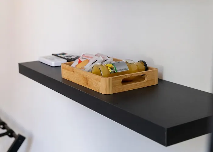 Shiny 4* فيرونا