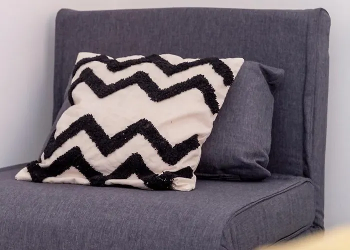 بيت ضيافة Shiny 4*