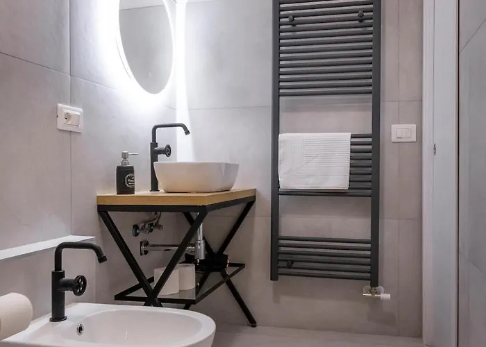 بيت ضيافة Shiny فيرونا