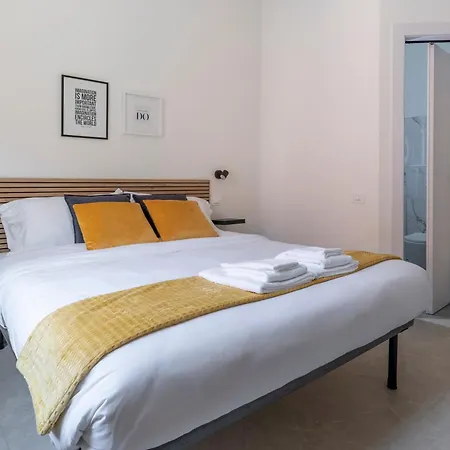 Shiny Guest house