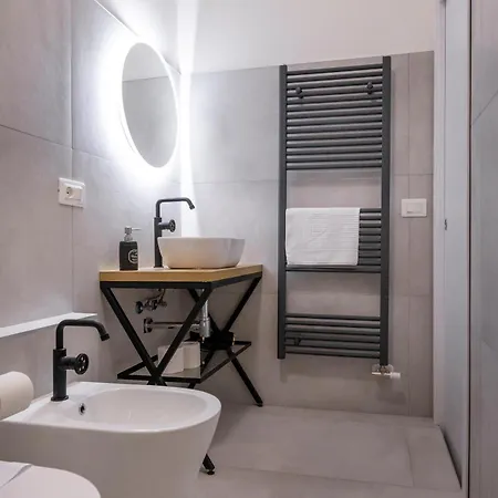 Guest house Shiny Verona